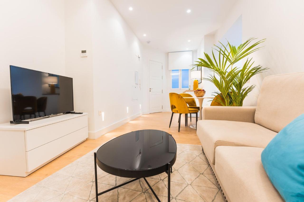 Apartament Debambu