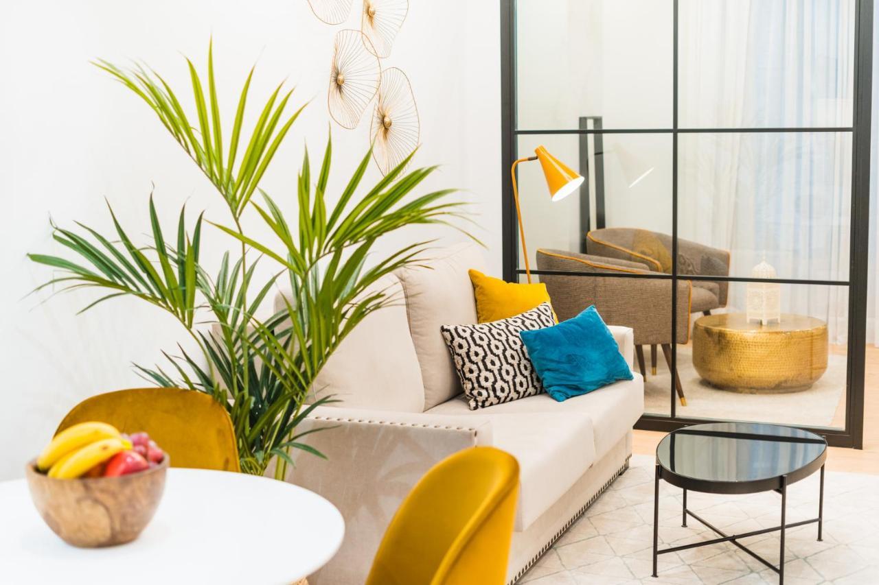 Apartament Debambu *